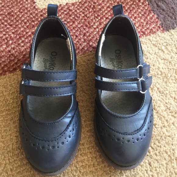 OshKosh B'gosh Other - Oshkosh B’gosh Girl’s Velcro Closure Navy Shoes